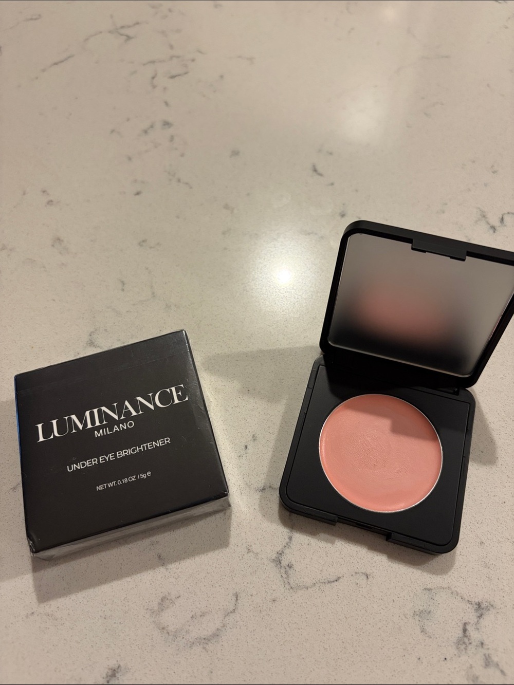 NWT Luminance Milano Under Eye Brightener, pink.